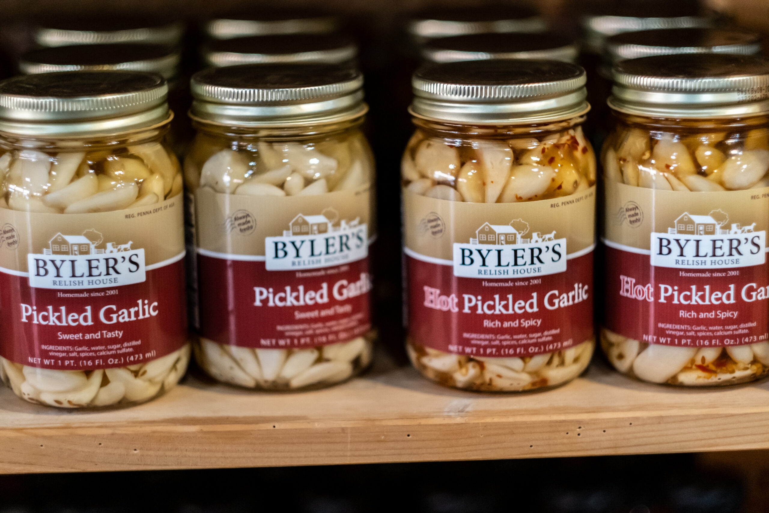 Byler's Pickled Garlic