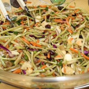 Sweet Sesame Broccoli Slaw Recipe